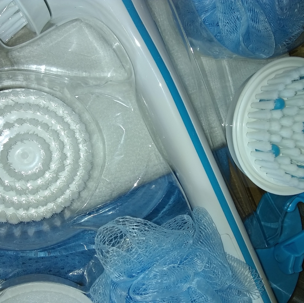 Spin Spa, new in box